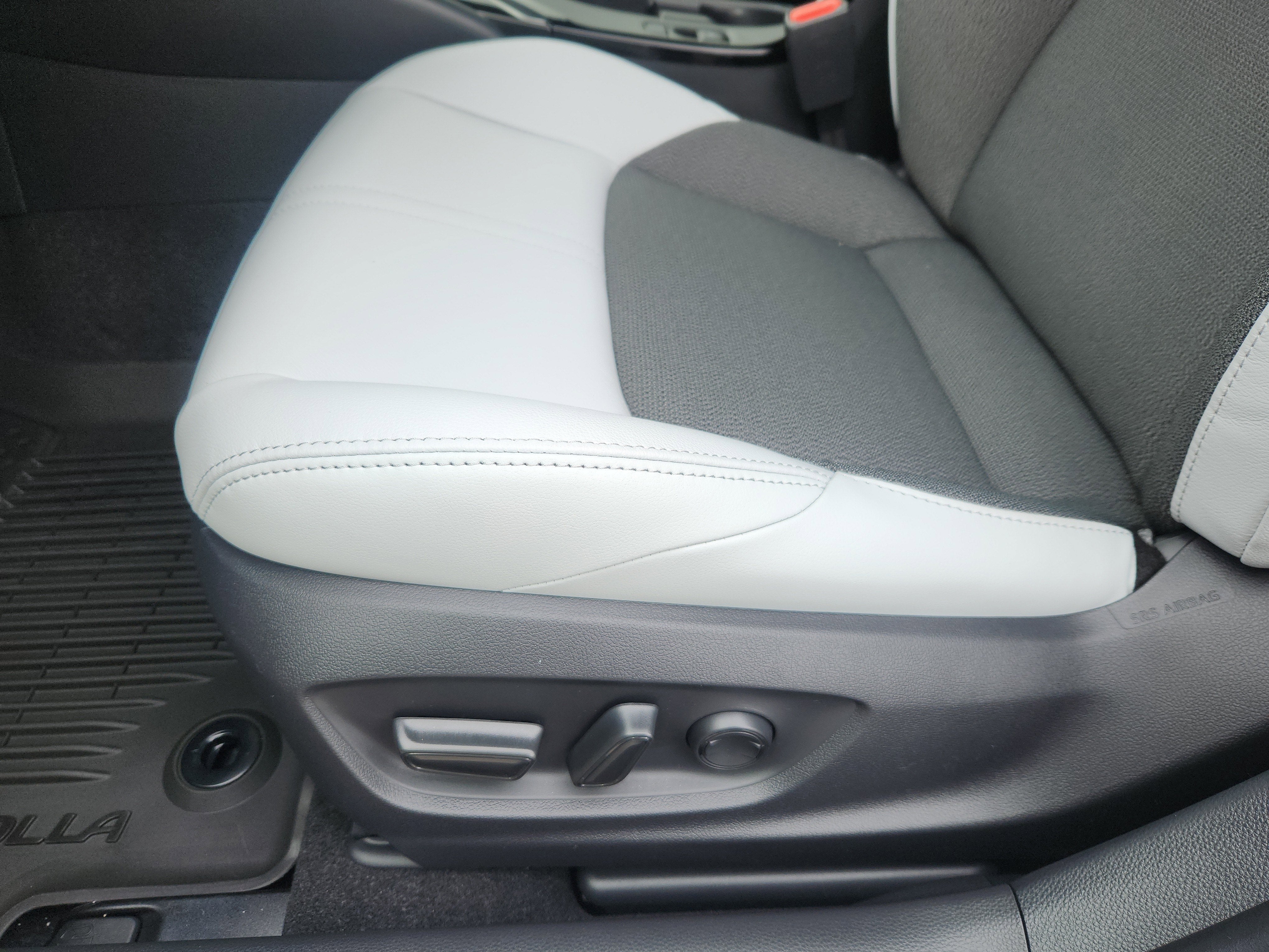 2026 Toyota Corolla Hatchback XSE CVT