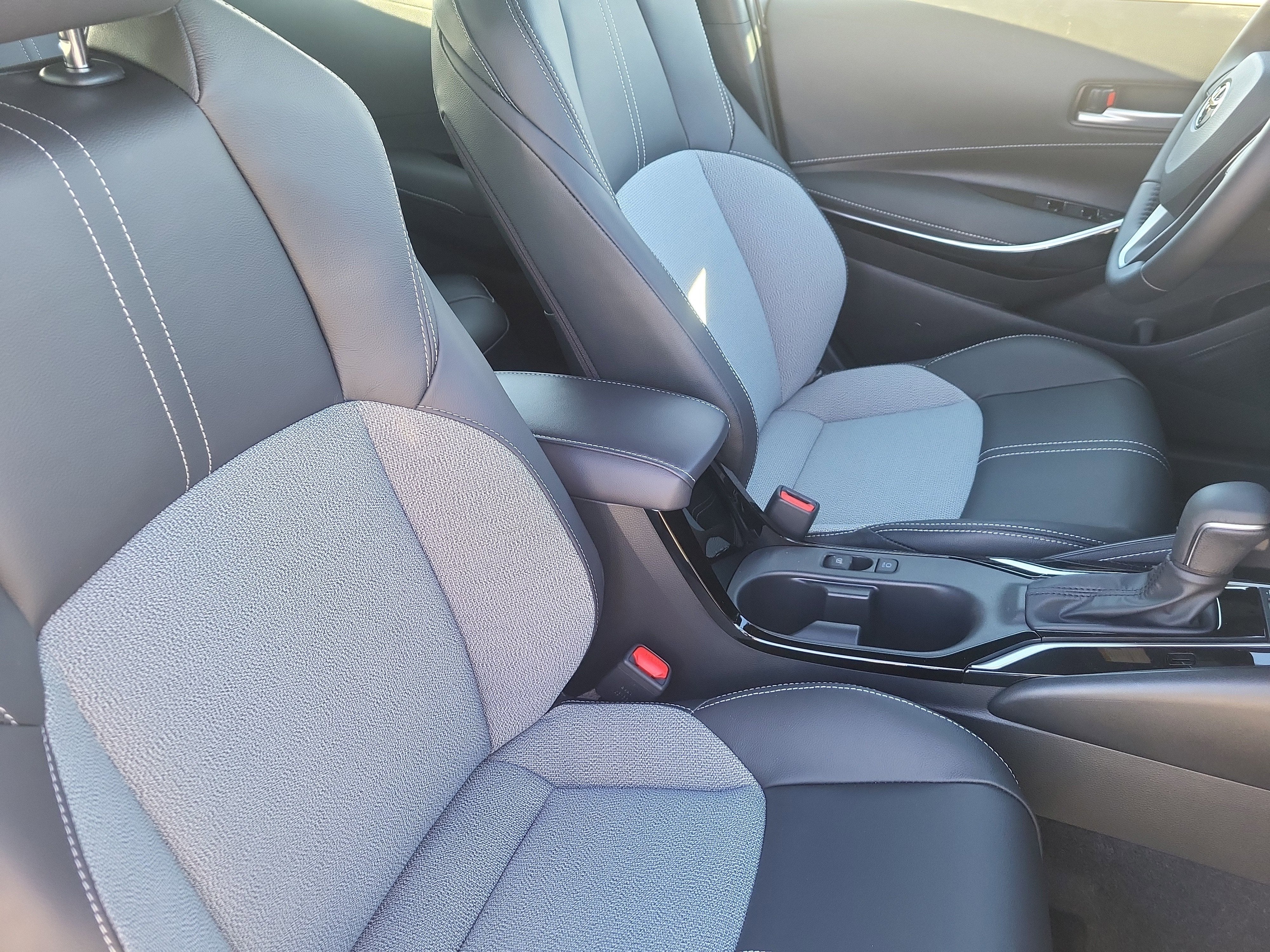 2026 Toyota Corolla Hatchback XSE