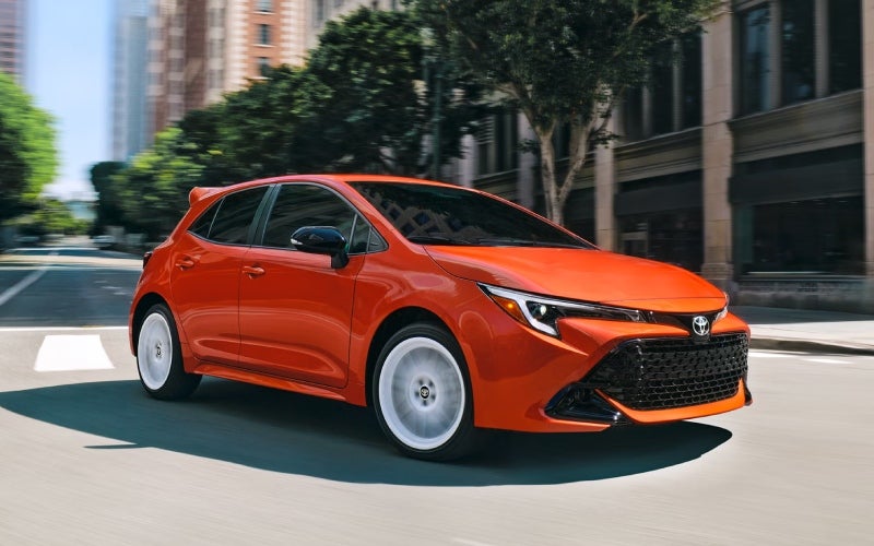 2027toyotacorollahatchback-exterior-02