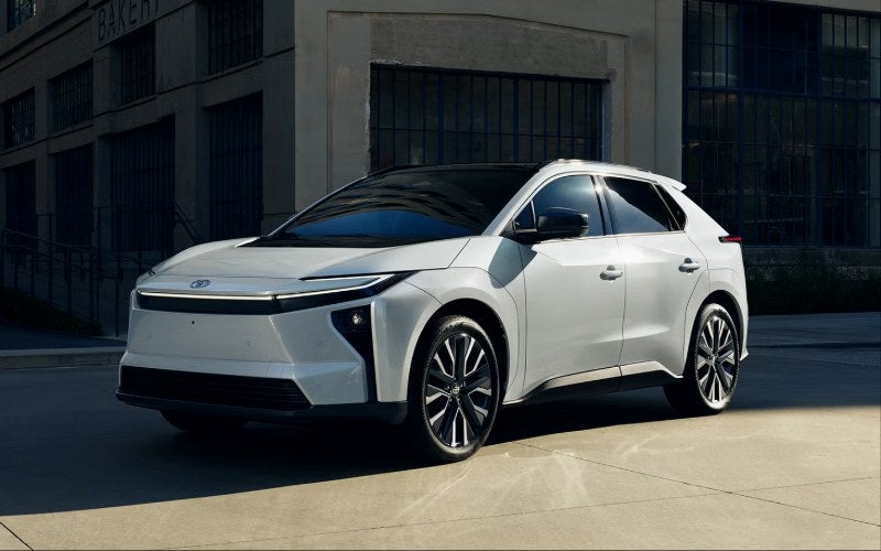 2027toyotabz-exterior-03